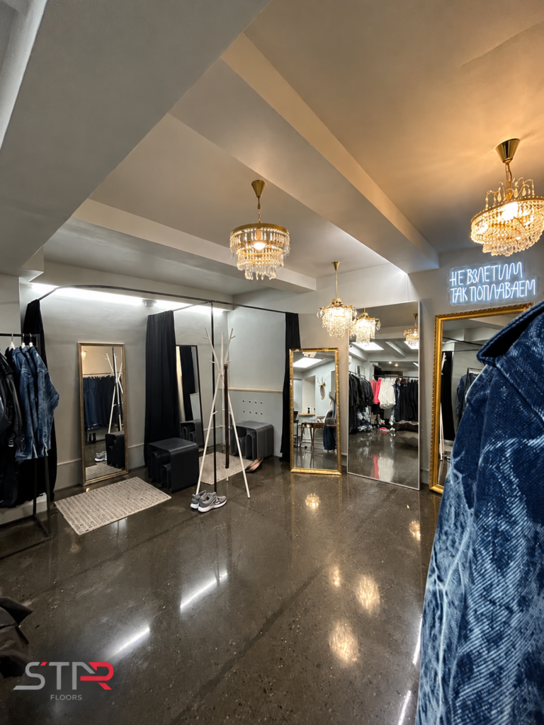 Show Room, Малый Кисельный пер (3)