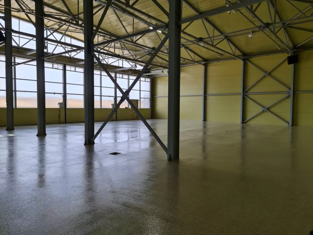 Ангар Лисья нора